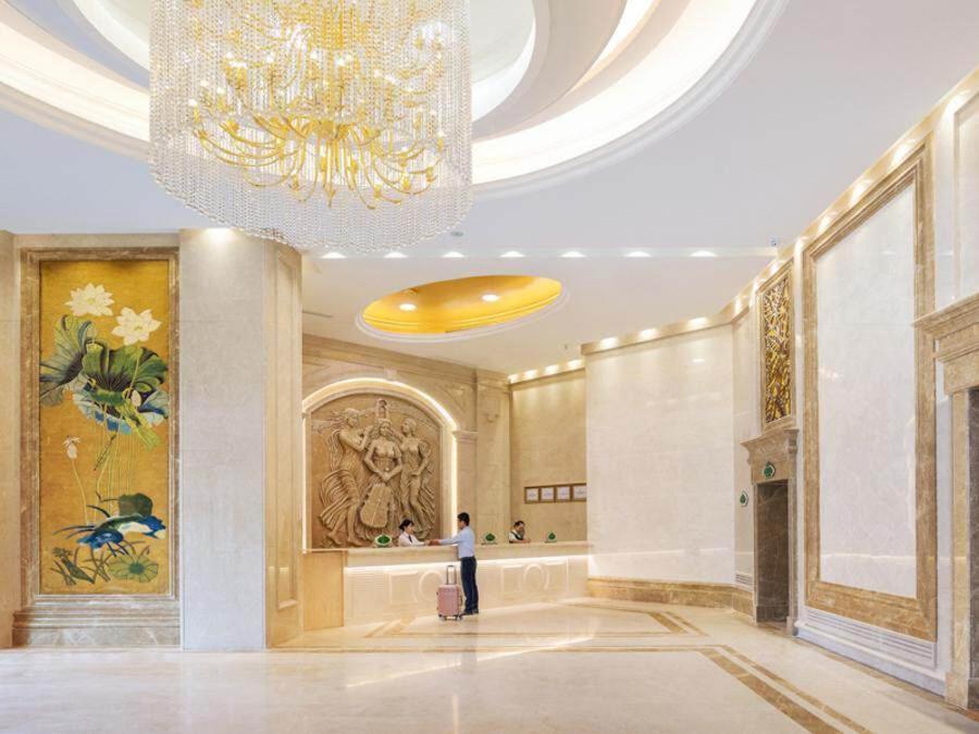 Vienna International Hotel Taizhou Wenling Branch Exterior photo